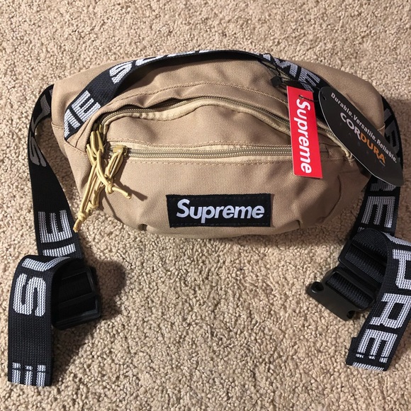 Supreme Fannypack